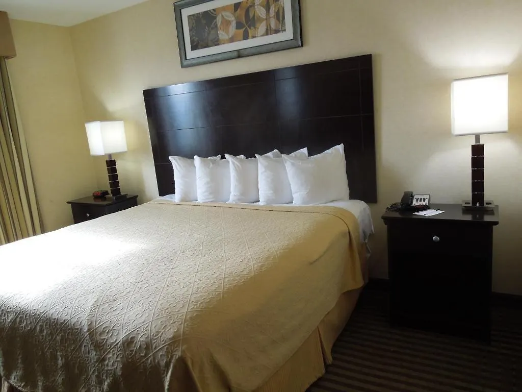Quality Inn Woodside Queens نيو يورك 3*,
