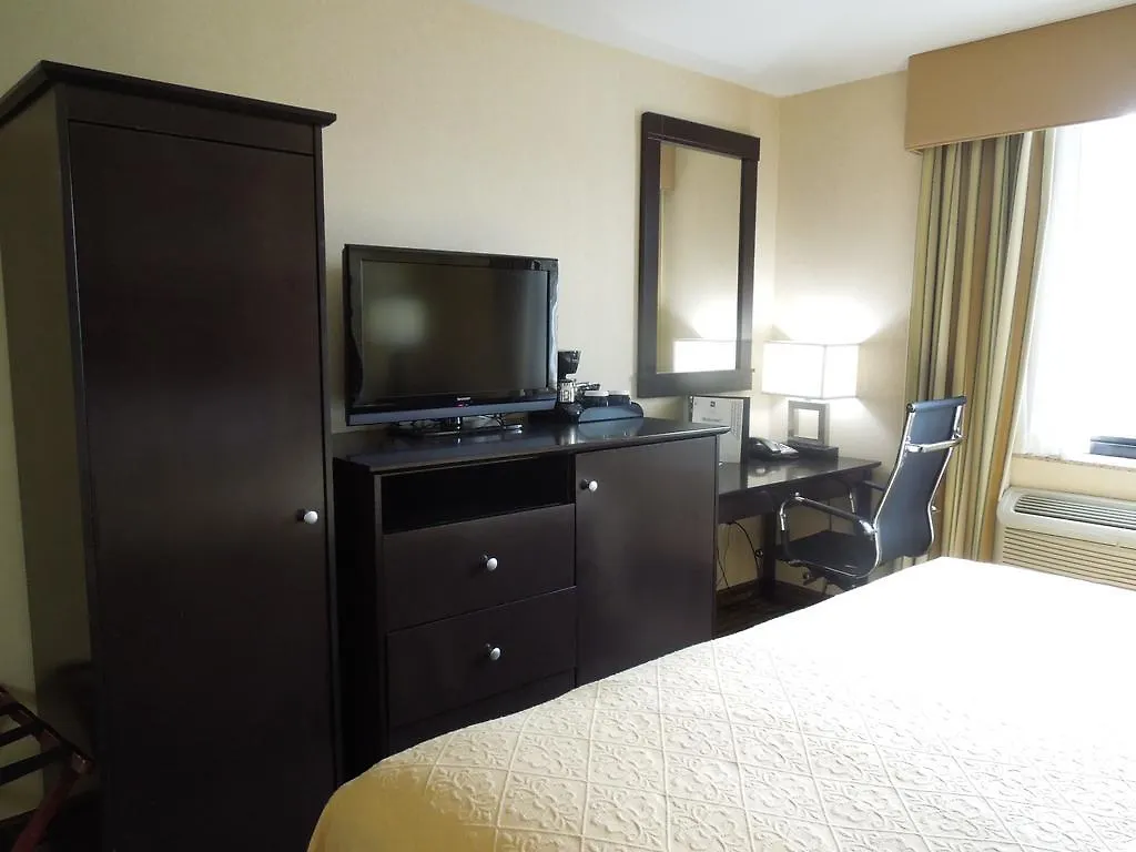 Quality Inn Woodside Queens نيو يورك 3*,  الولايات المتحدة الأمريكية