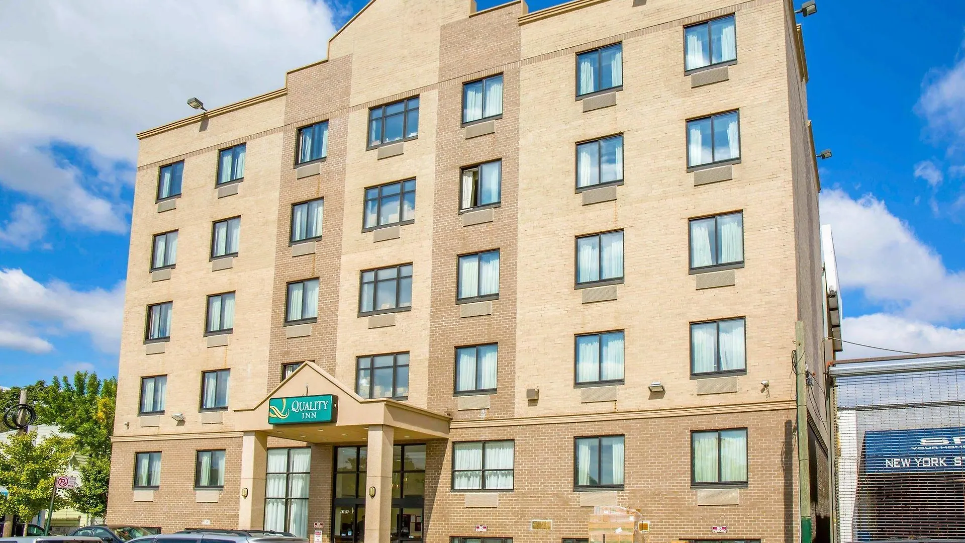 Quality Inn Woodside Queens New York Hotel